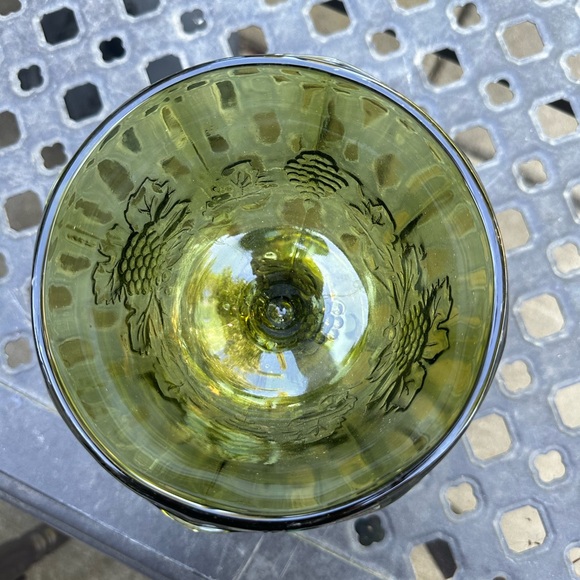 Vintage Green Glass Grape Vine Embossed Pedestal Bowl, Planter vase - Picture 6 of 7